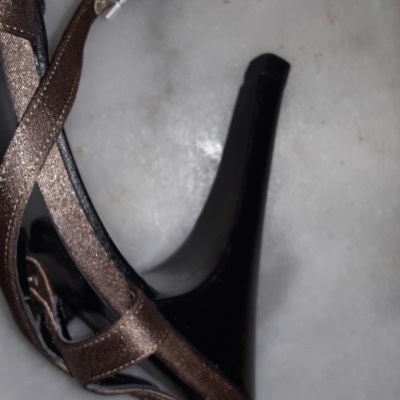 Gucci metallic PEWTER pumps size 8 made in Italy - Picture 4 of 8